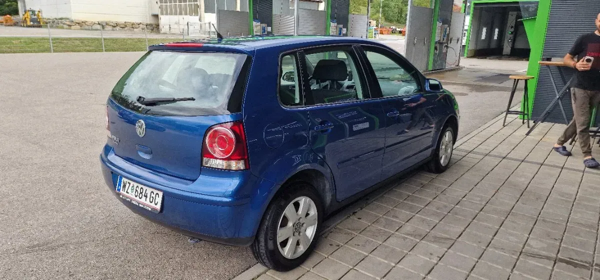 Volkswagen Polo 2008 photo 2
