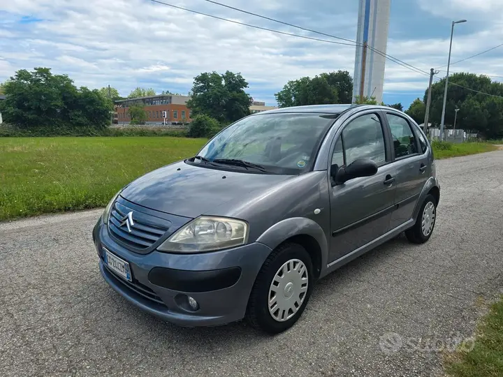 Citroen C3 2004 photo 2