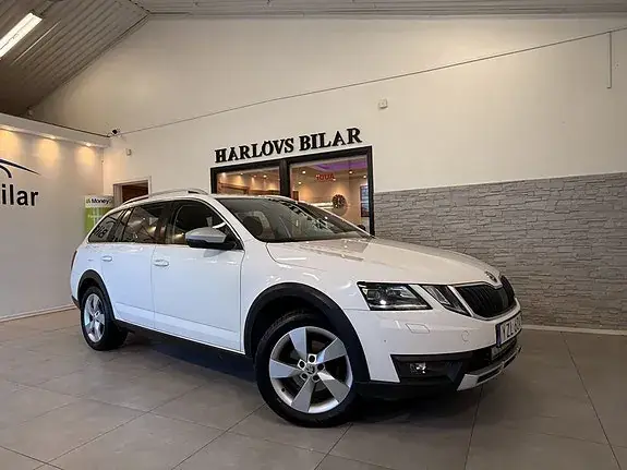 Skoda Octavia Scout 2018 photo 3