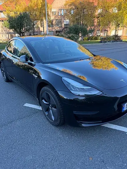 Tesla Model 3 2019 photo 4