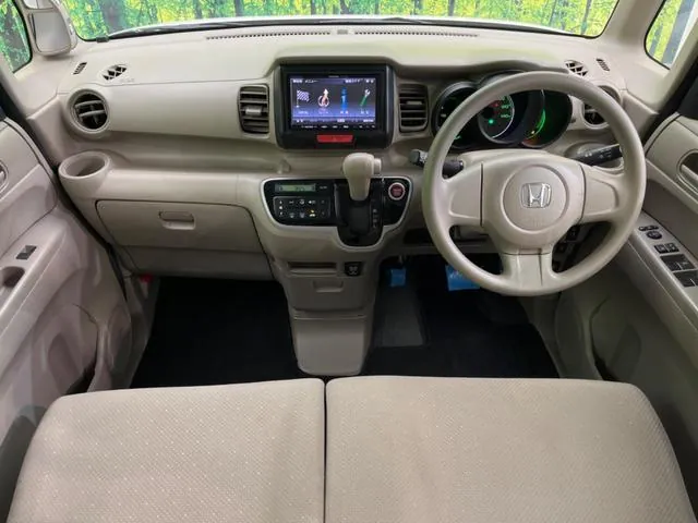Honda N-Box G 2013 photo 2