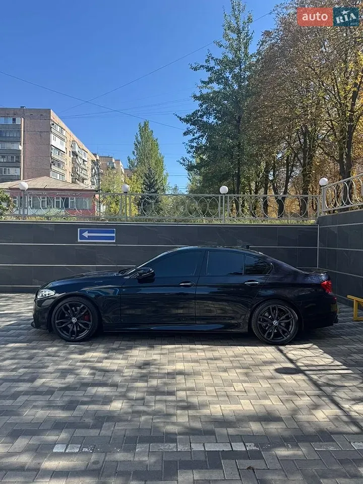 BMW 5 Series 2016 photo 3