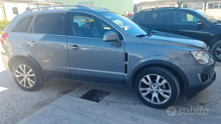 Opel Antara 2012 photo 3
