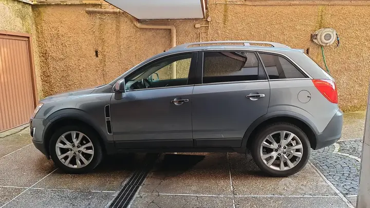 Opel Antara 2012 photo 5