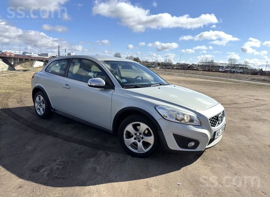 Volvo C30 2012 photo 3