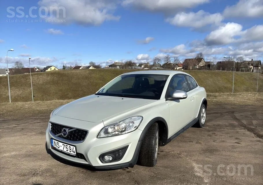 Volvo C30 2012 photo 5