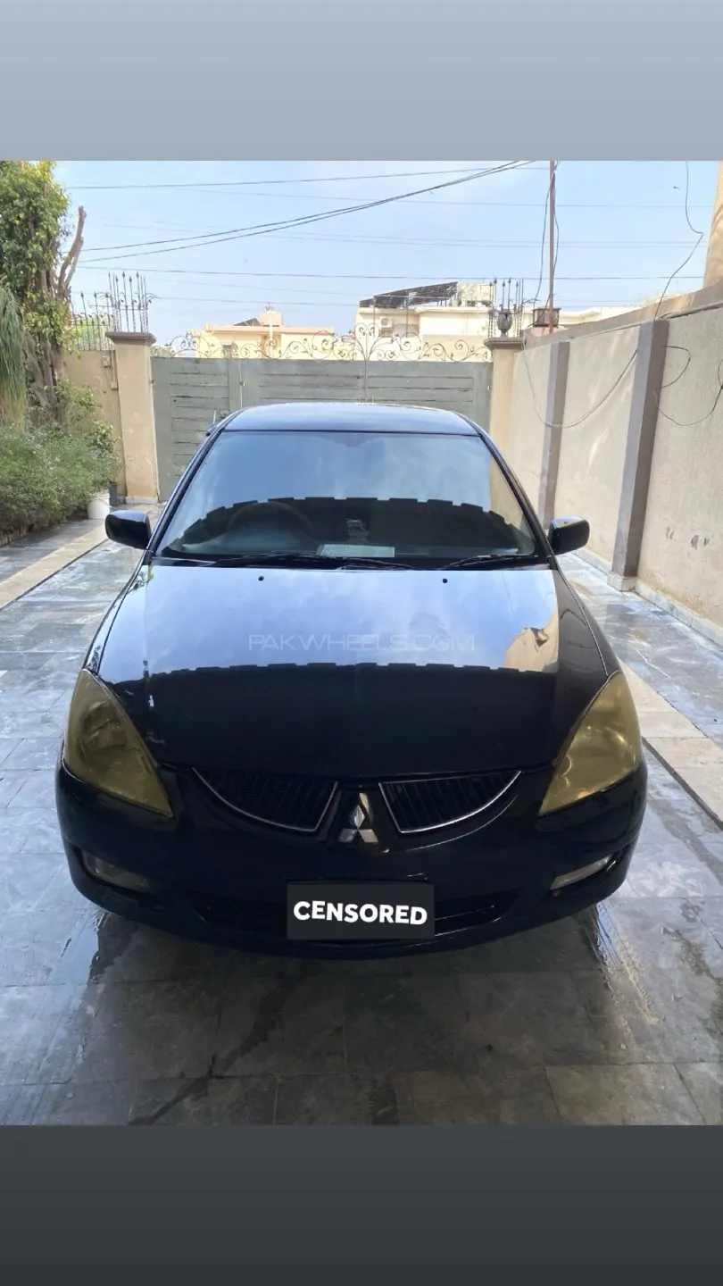 Mitsubishi Lancer