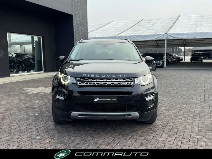 Land Rover Discovery Sport 2015 photo 2