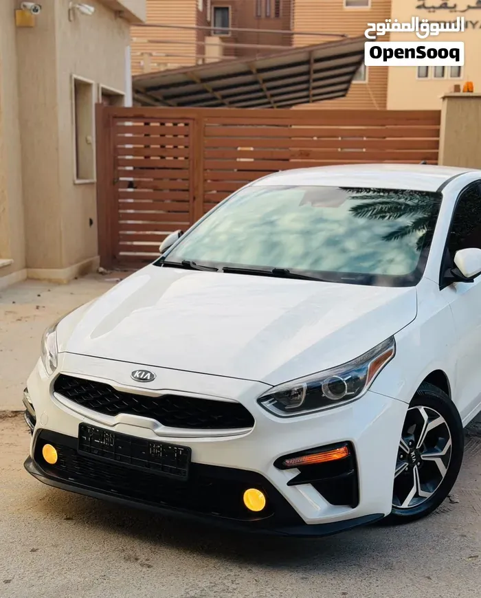 Kia Forte 2020 photo 2