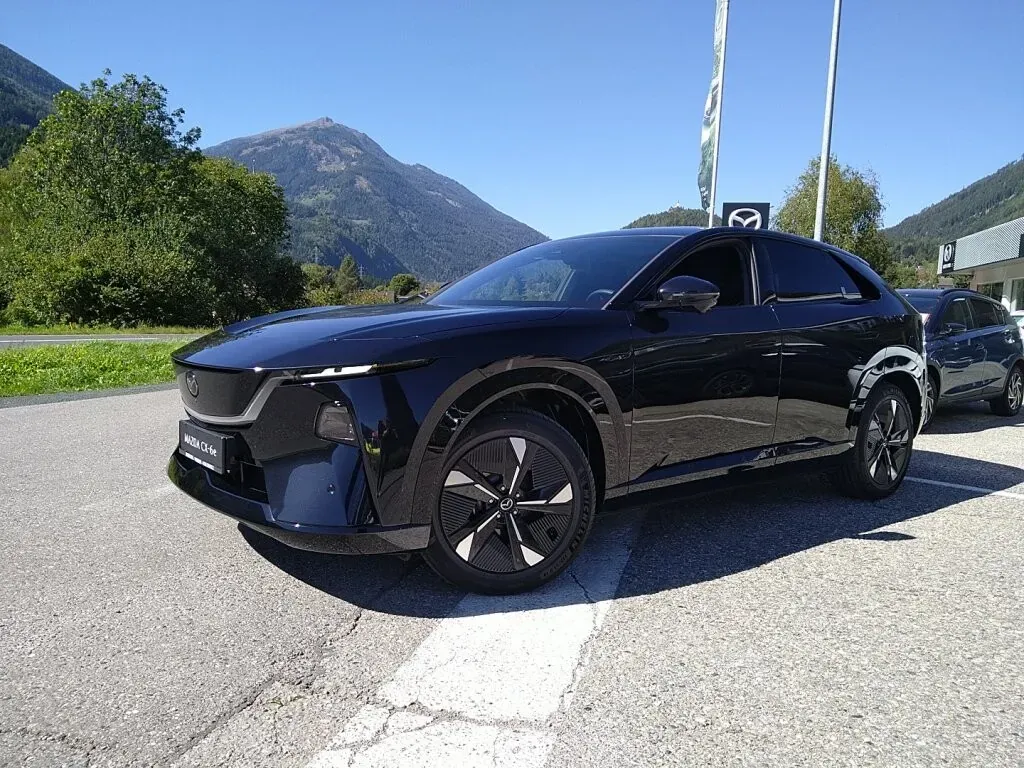 Mazda Cx-6E photo 2