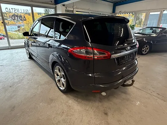 Ford S-Max 2012 photo 4
