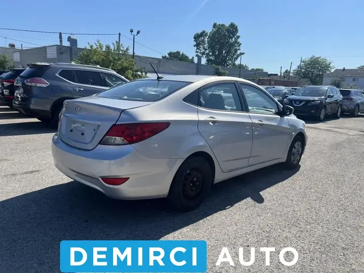 Hyundai Accent 2014 photo 5