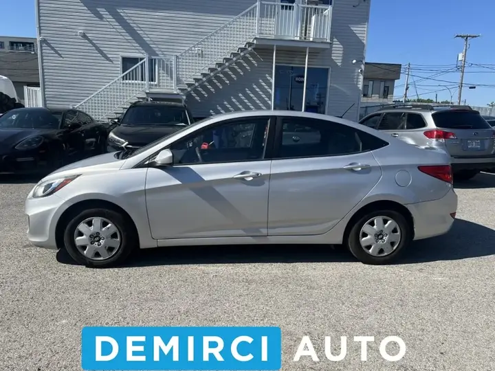 Hyundai Accent 2014 photo 3