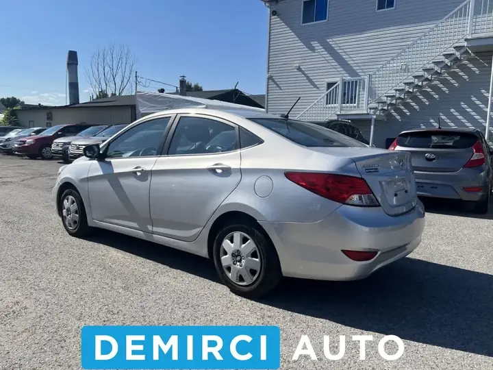 Hyundai Accent 2014 photo 4
