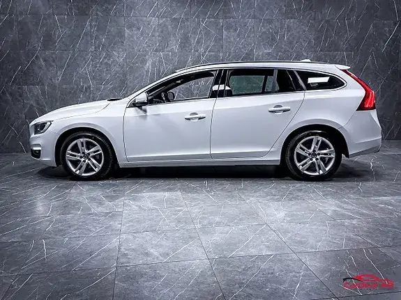 Volvo V60 2015 photo 4