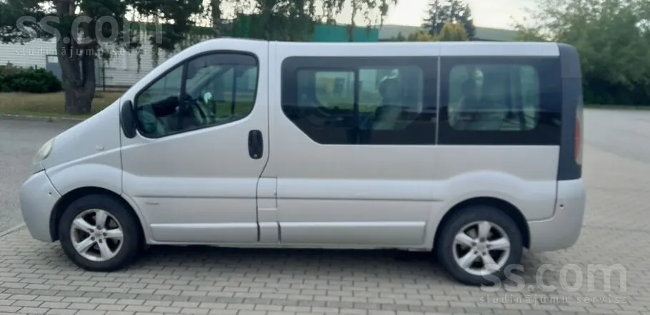 Opel Vivaro 2006 photo 4