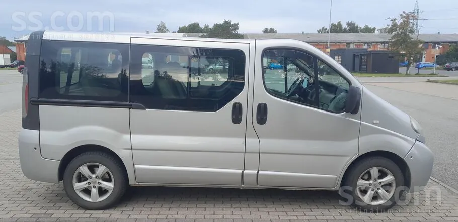 Opel Vivaro 2006 photo 3