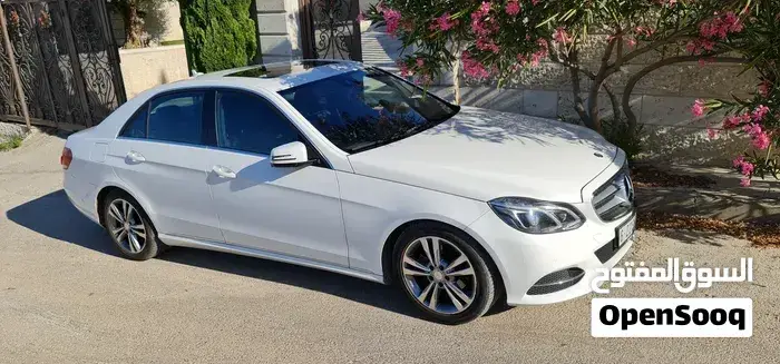 Mercedes-Benz E-Class 2014 photo 5