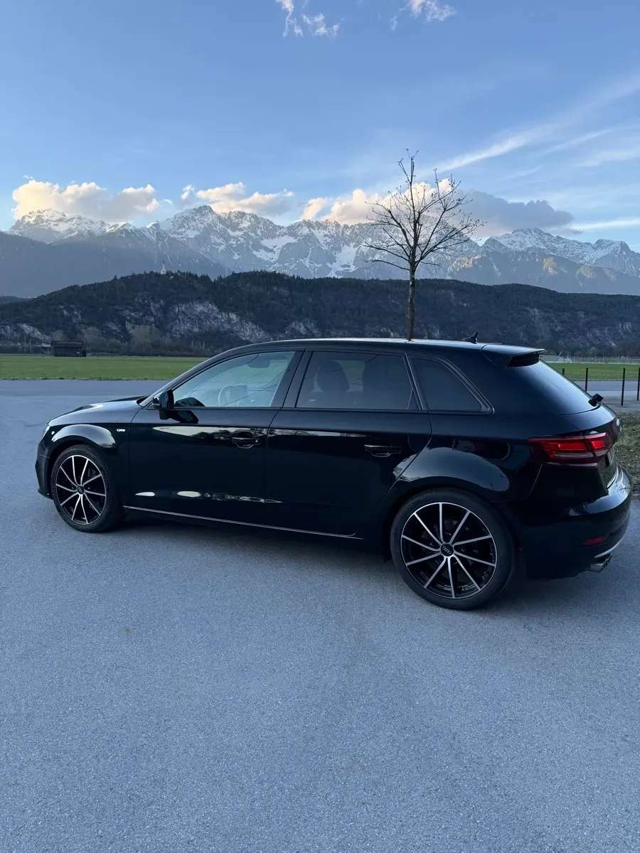 Audi A3 2018 photo 2