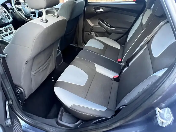 Ford Focus 2013 photo 4