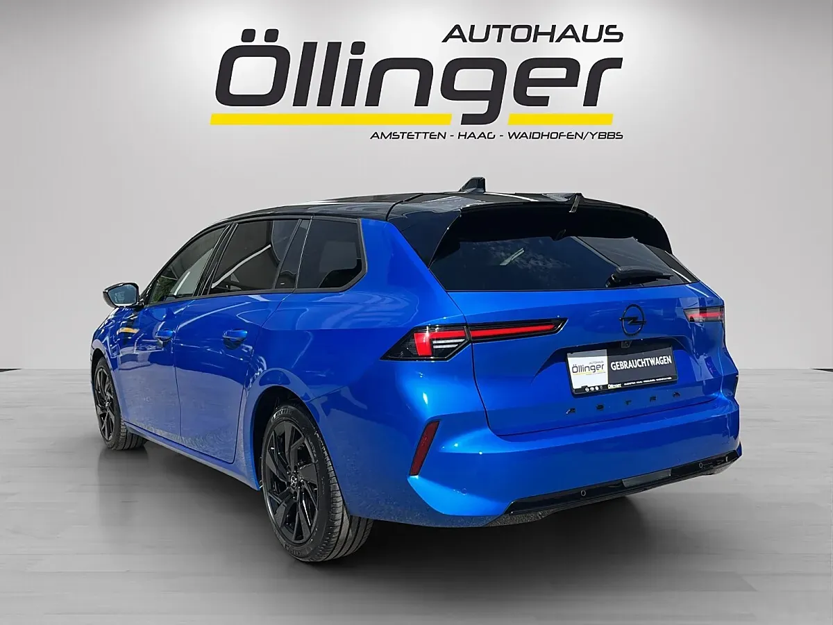 Opel Astra 2023 photo 3