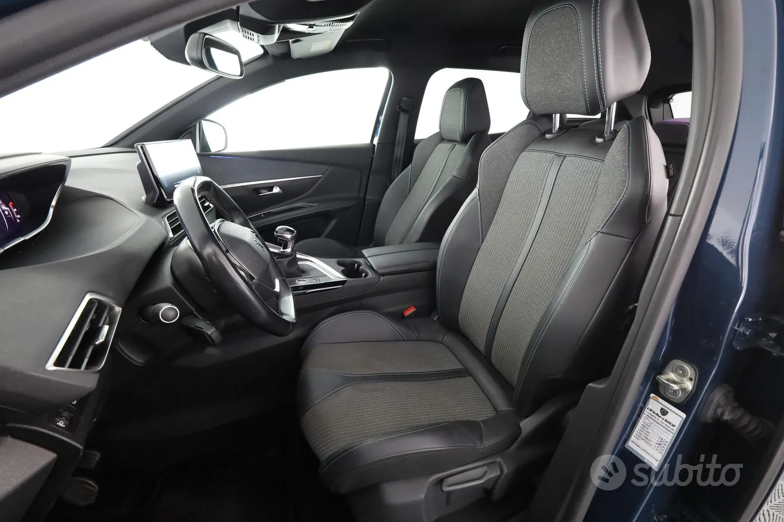 Peugeot 3008 2023 photo 2