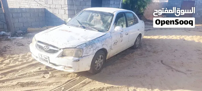 Hyundai Verna 2002 photo 4