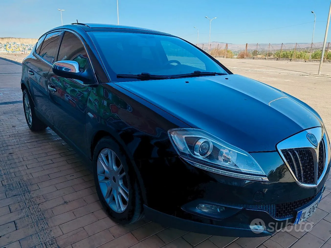 Lancia Delta 2008 photo 2