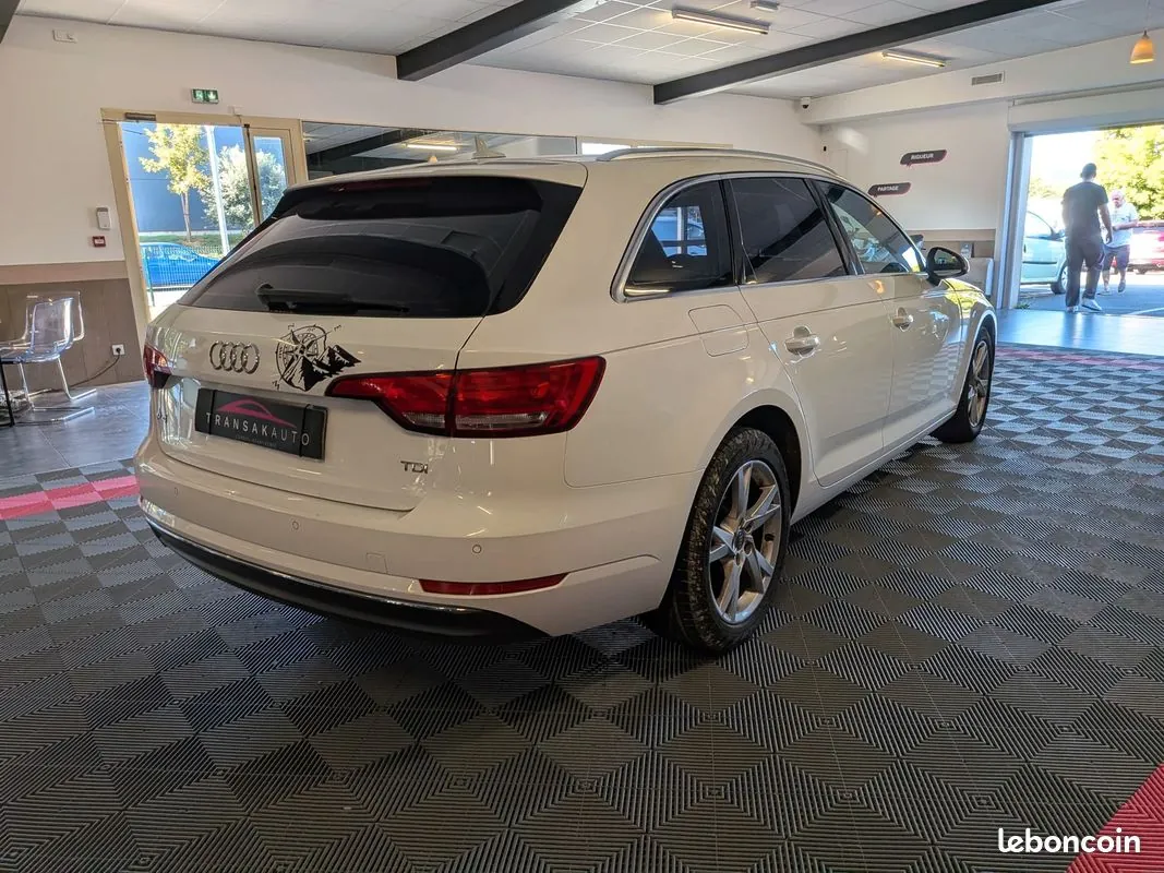 Audi A4 2017 photo 5