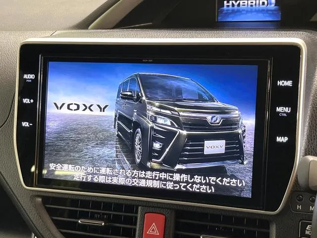 Toyota Voxzie Hybrid Zs 2018 photo 4
