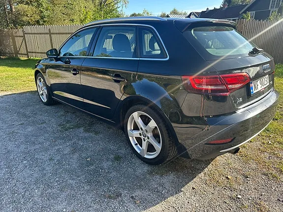 Audi A3 2018 photo 2
