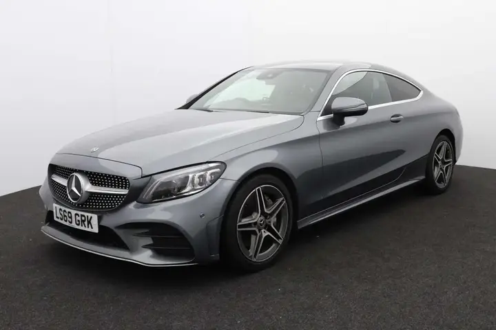 Mercedes-Benz C-Class 2019 photo 3