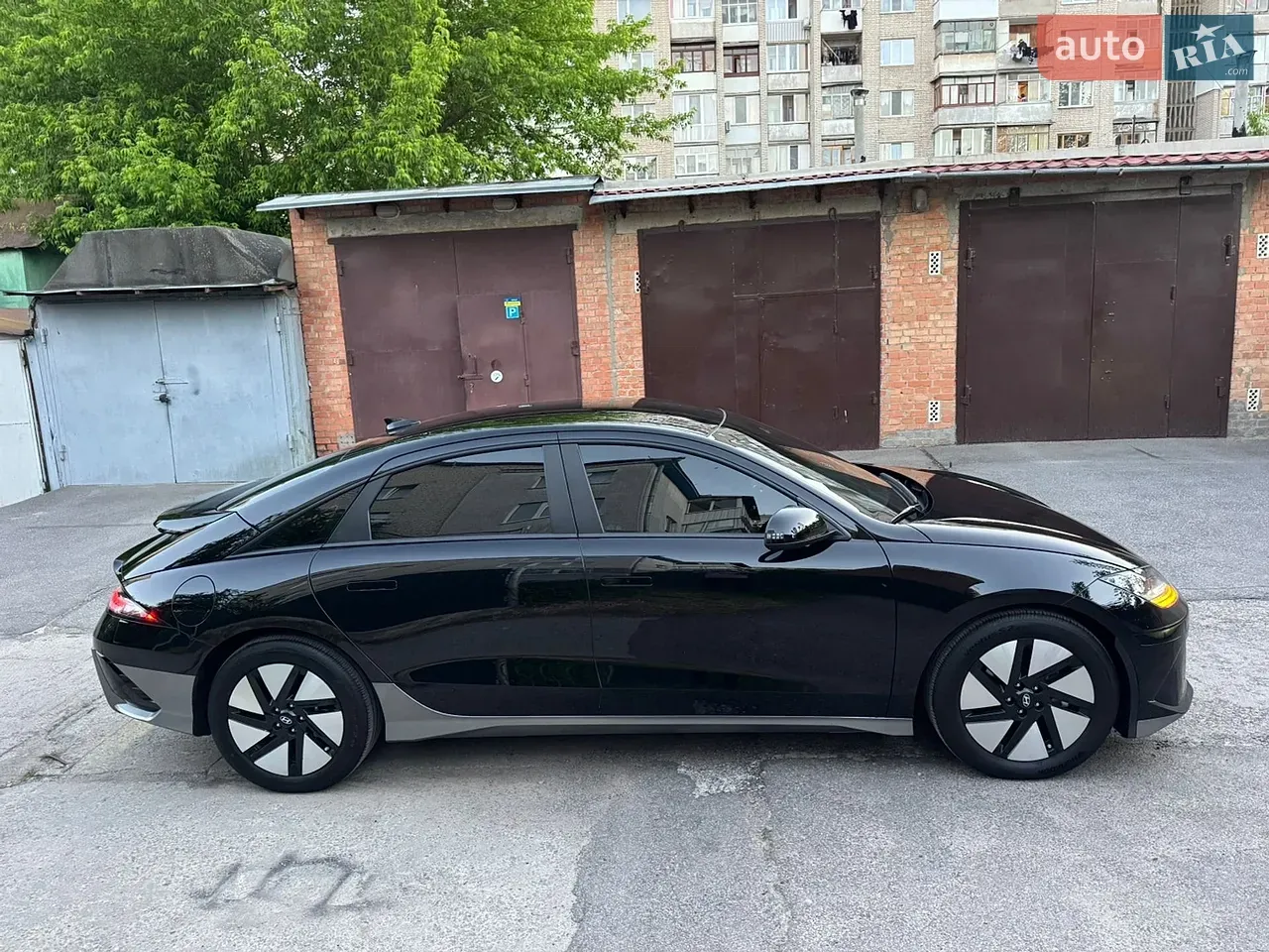 Hyundai Ioniq 6 2024 photo 2