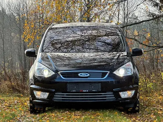 Ford Galaxy 2014 photo 4