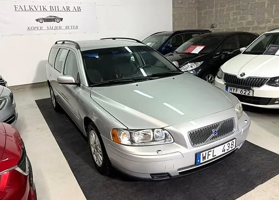 Volvo V70 2005 photo 2
