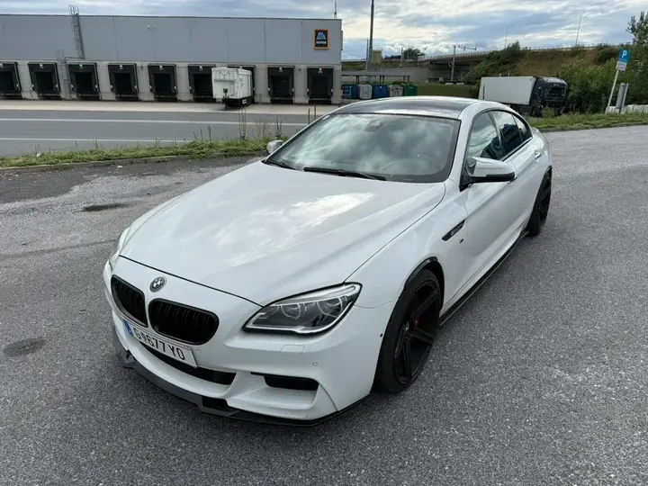BMW 6 Series 2015 photo 2