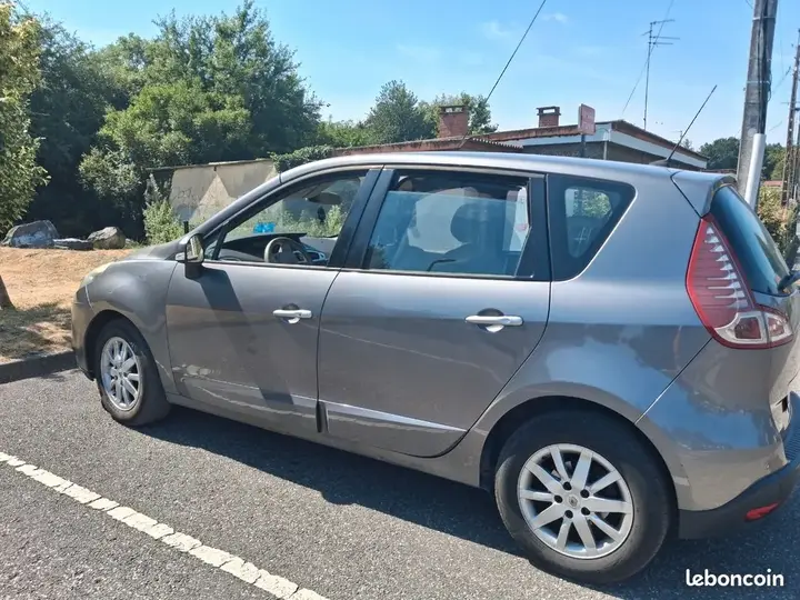 Renault Megane 2009 photo 3