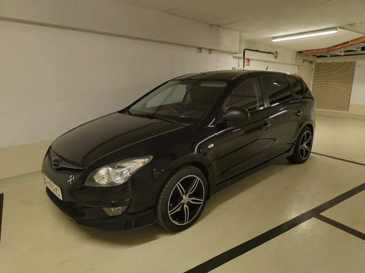 Hyundai I30 2011 photo 2