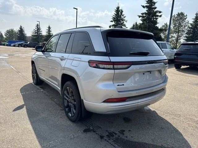 Jeep Grand Cherokee 2026 photo 5