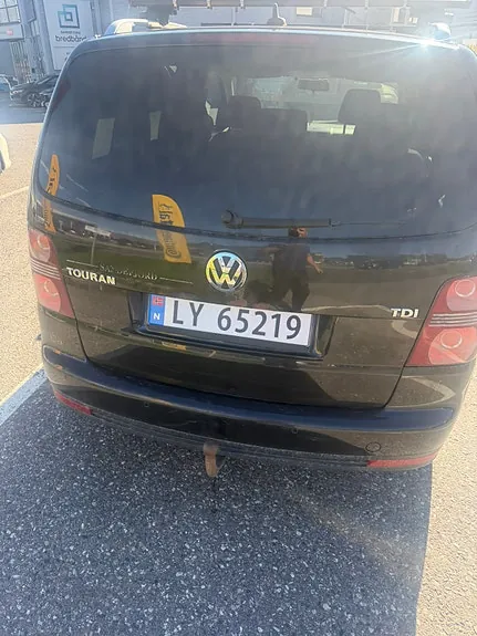 Volkswagen Touran 2008 photo 3