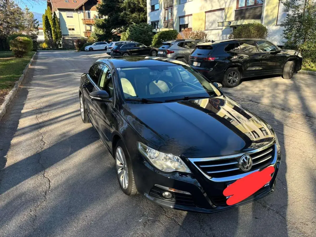 Volkswagen Passat Cc 2011 photo 2