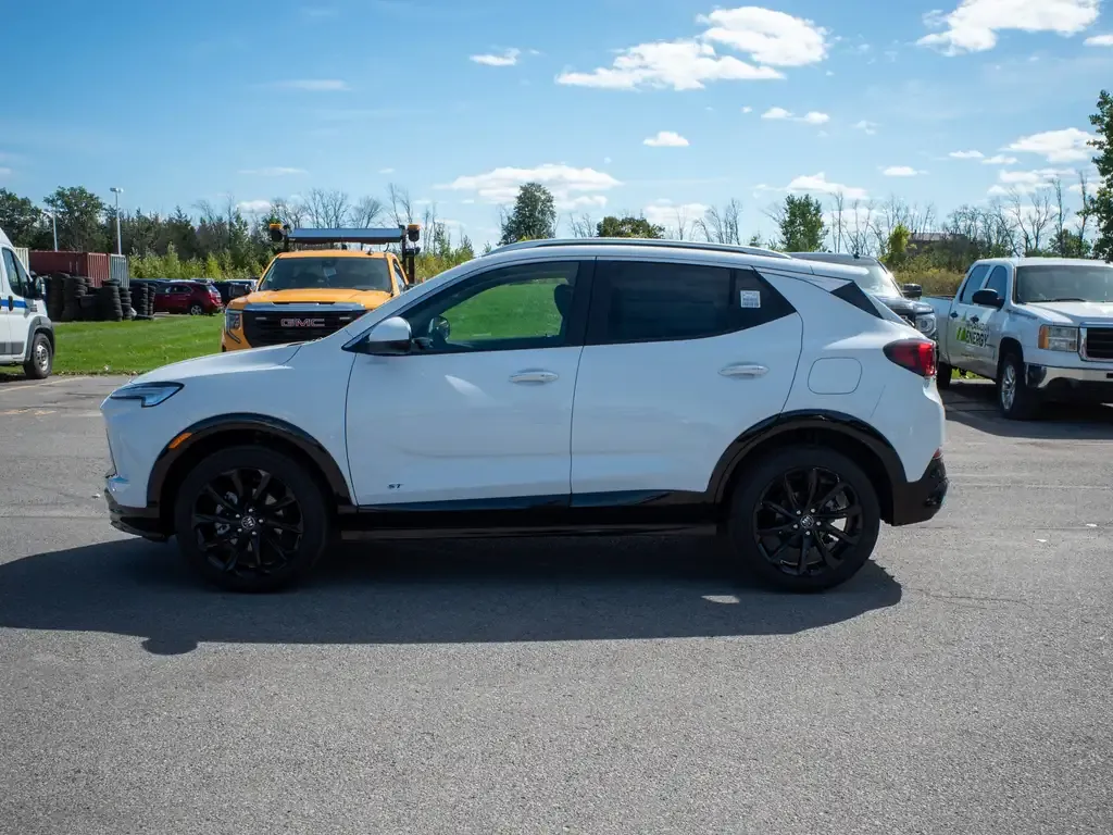 Buick Encore 2026 photo 5