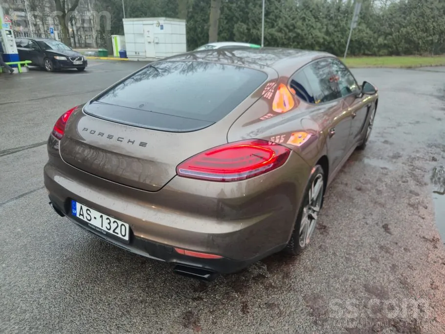 Porsche Panamera 2013 photo 5