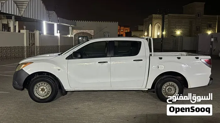 Mazda Bt-50 2015 photo 2