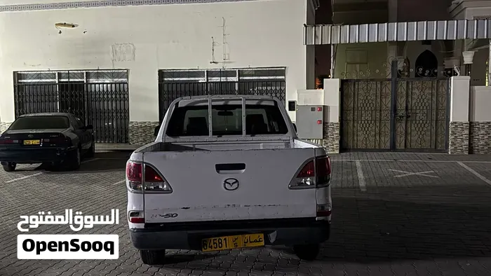 Mazda Bt-50 2015 photo 4