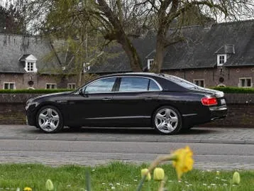 Bentley Flying Spur 2014 photo 2