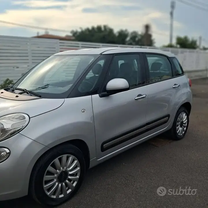 Fiat 500L 2014 photo 3