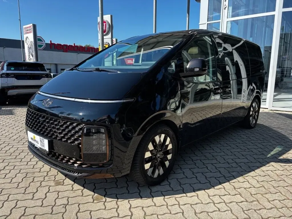 Hyundai Staria 2022 photo 3