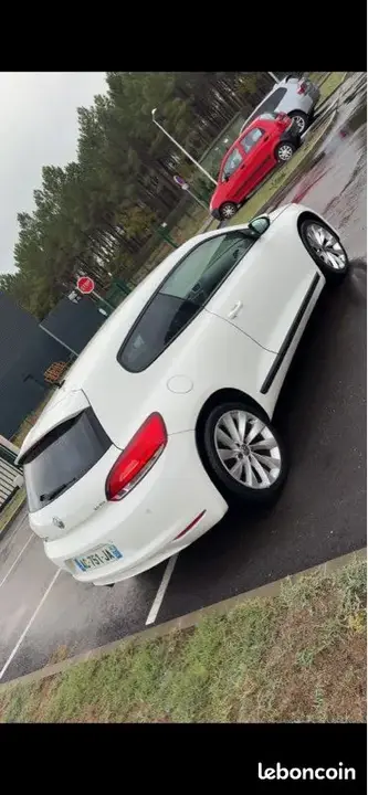 Volkswagen Scirocco 2009 photo 2