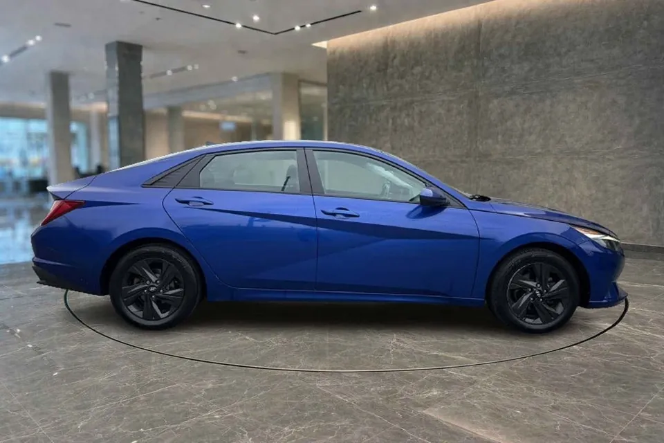 Hyundai Elantra 2021 photo 4